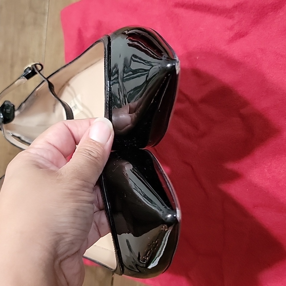 Valentino black patent kitten heel *Authentic* - Picture 3 of 9